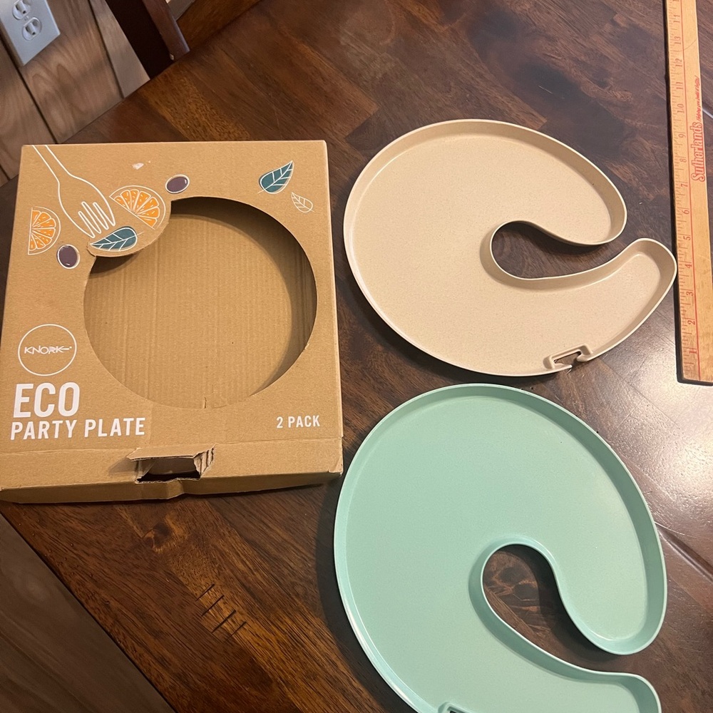 Source Unknown Eco Party Plate Set - Mint Green and Beige